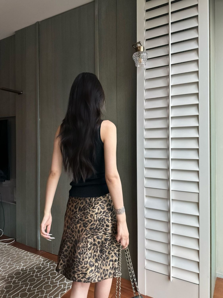 Vintage Gilded Leopard Pattern - Women'S Fashion Gilded Age recension och pris