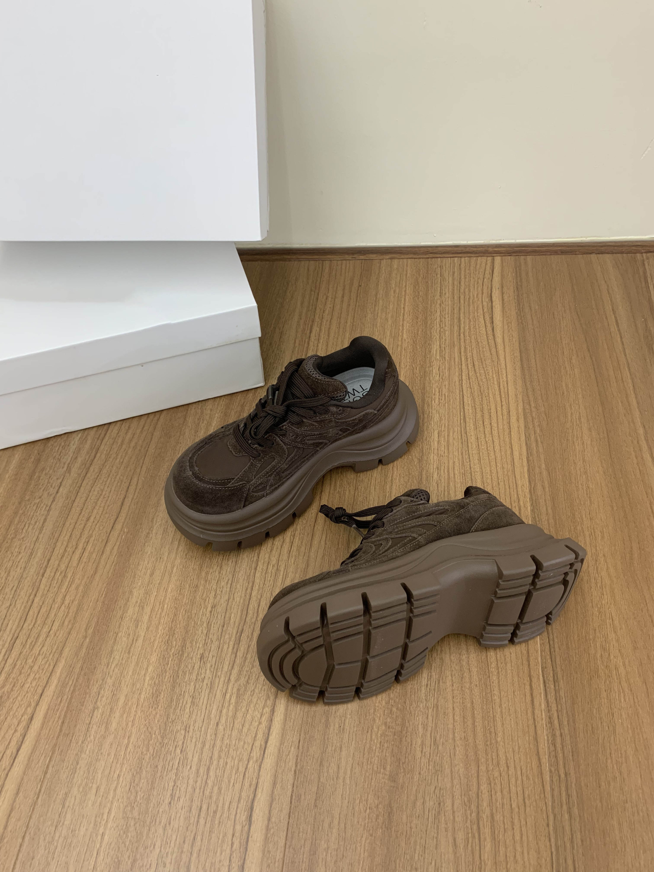 2025 Autumn  Soft Bottom Girls - Women'S Fashion Tennis Shoes recension och pris