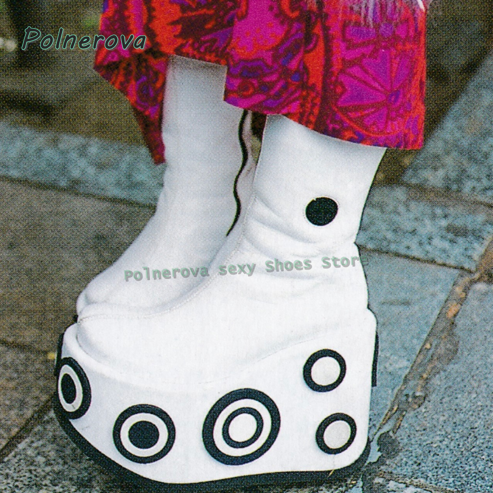 Circular Hole Pattern Wedge Fa - Women'S Fashion Trends Spring 2026 recension och pris