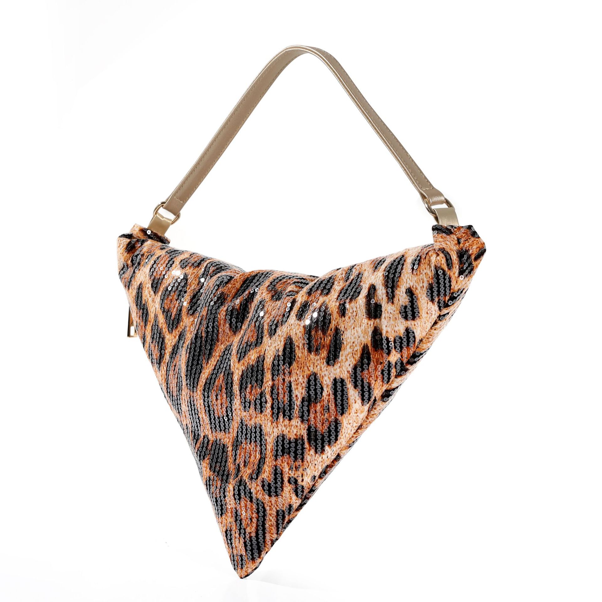 Leopard print crescent bag sho - Women'S Fashion Trends Spring 2026 recension och pris